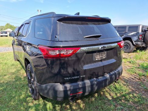 Used 2020 Chevrolet Traverse LT image 11