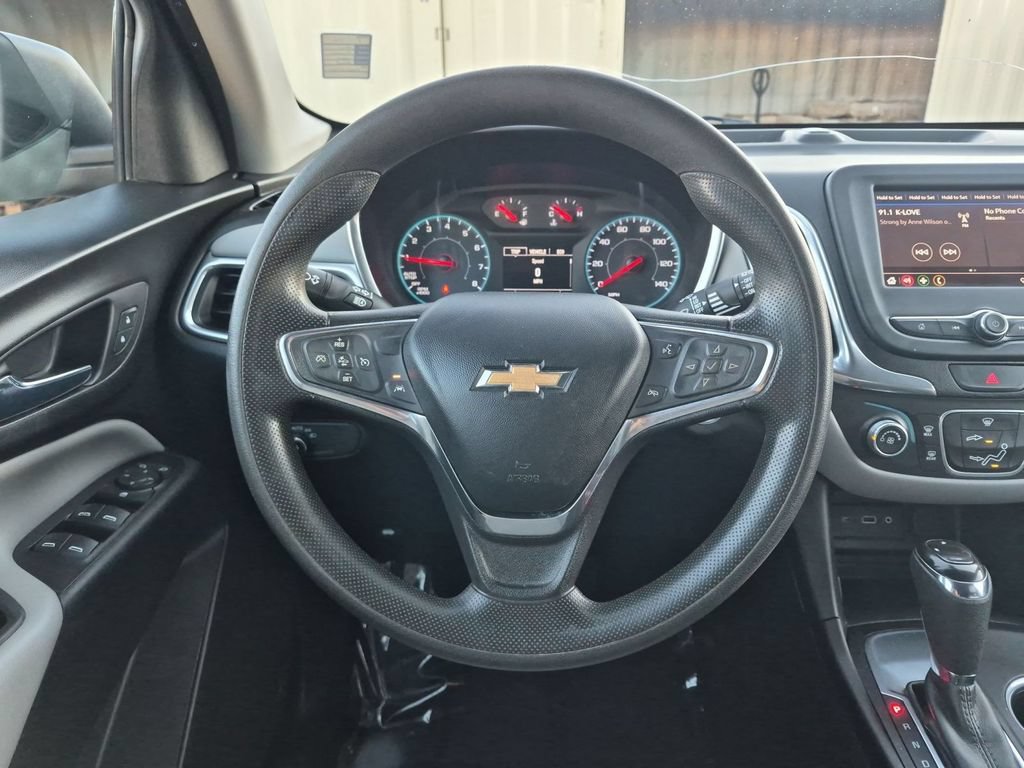 Used 2020 Chevrolet Equinox LS w/ LS Convenience Package FWD image 13