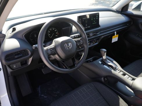 New 2026 Honda HR-V LX image 15