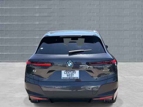 Used 2024 BMW iX xDrive50 AWD/4WD image 4
