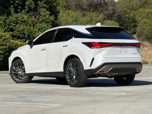 Used 2023 Lexus RX 350 FWD w/ Accessory Package (Z1) image 2