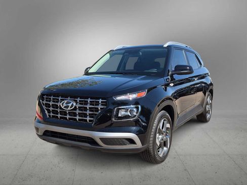New 2026 Hyundai Venue SEL FWD image 4