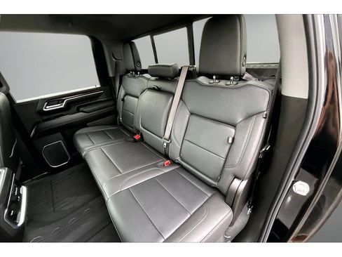 Used 2025 GMC Sierra 2500 SLT w/ SLT Premium Package AWD/4WD image 20