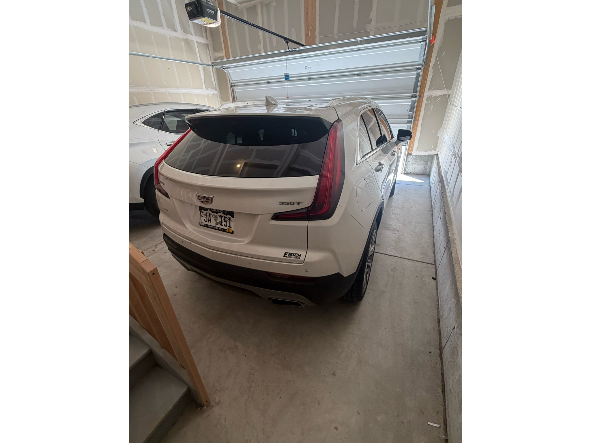 Used 2022 Cadillac XT4 Premium Luxury w/ Enhanced Visibility Package AWD/4WD image 9