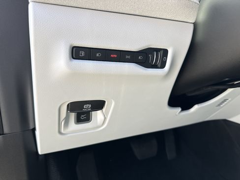 New 2026 Jeep Cherokee Laredo AWD/4WD image 30