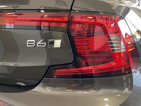 Used 2023 Volvo S90 B6 Ultimate w/ Protection Package Premier image 17