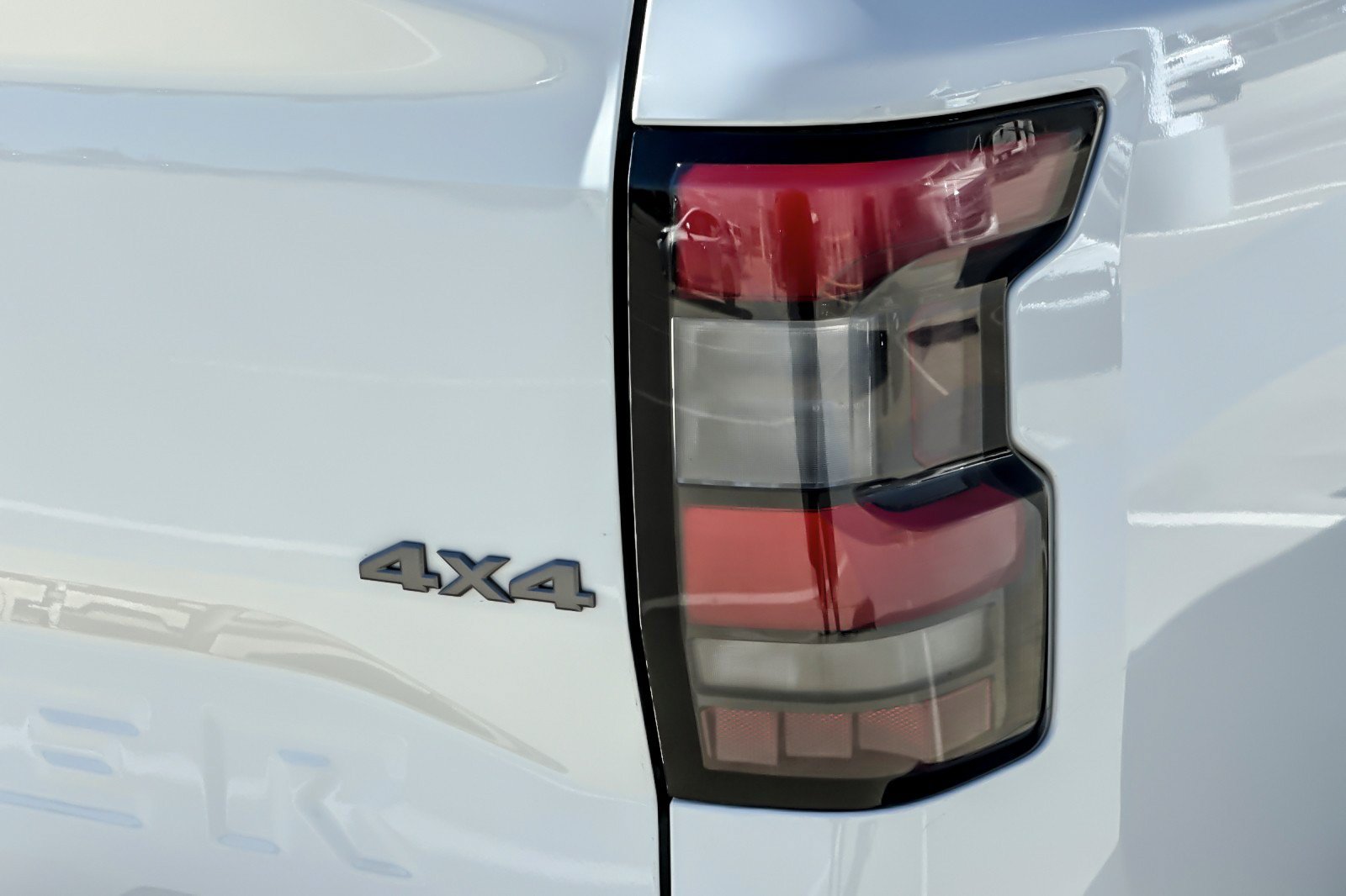 Used 2024 Nissan Frontier S AWD/4WD image 24