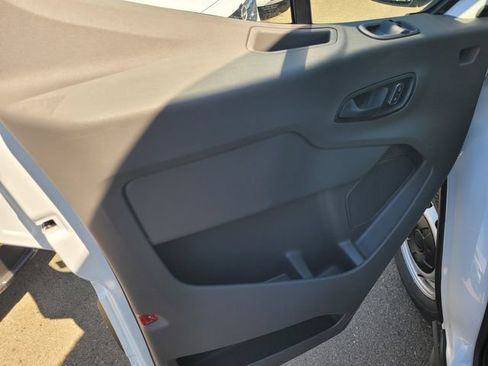 New 2026 Ford Transit 150 148 Medium Roof w/ Load Area Protection Package RWD image 8