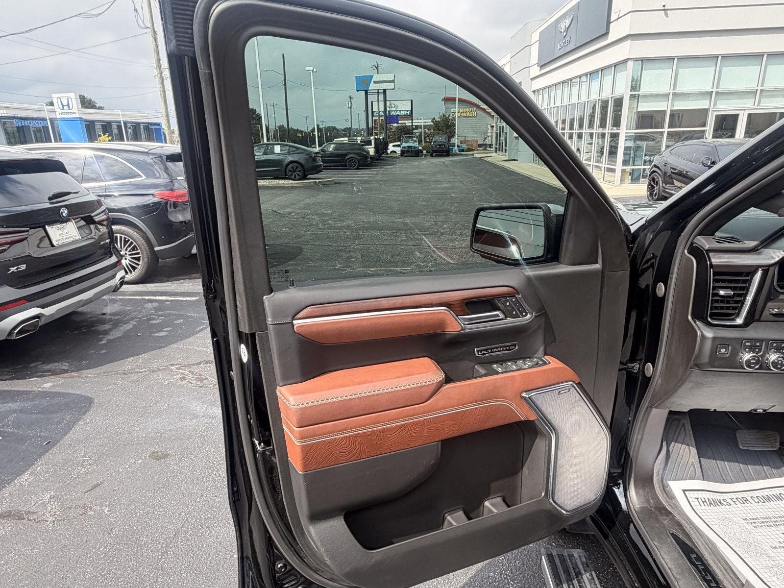 Used 2023 GMC Sierra 1500 Denali Ultimate AWD/4WD image 5