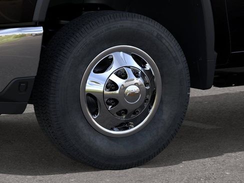 New 2026 Chevrolet Silverado 3500 LTZ w/ LTZ Convenience Package AWD/4WD image 9