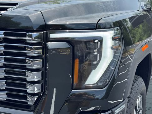 New 2026 GMC Sierra 2500 Denali Ultimate w/ Max Trailering Package AWD/4WD image 3