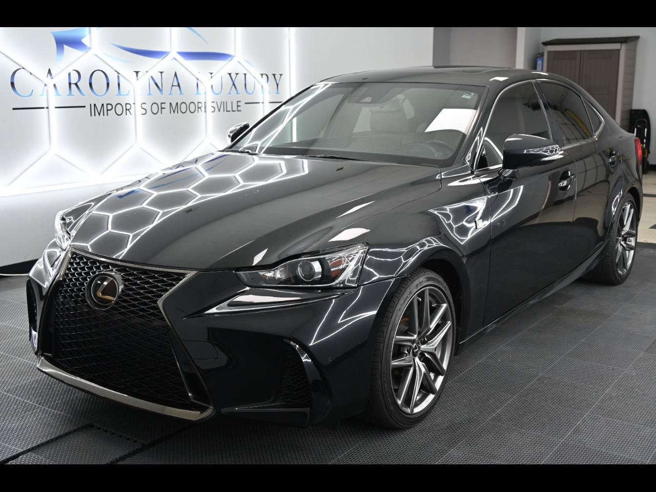 Used 2020 Lexus IS 350 F Sport w/ F Sport Package RWD image 1