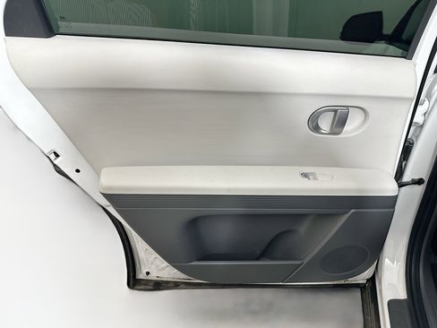 Used 2024 Hyundai Ioniq 5 SEL RWD image 26