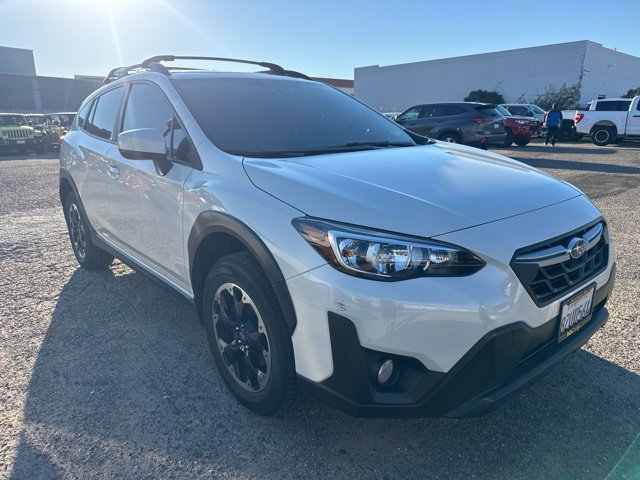 Used 2021 Subaru Crosstrek 2.0i Premium w/ Moonroof Package AWD/4WD image 3