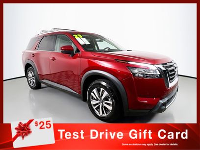 Used 2023 Nissan Pathfinder SL