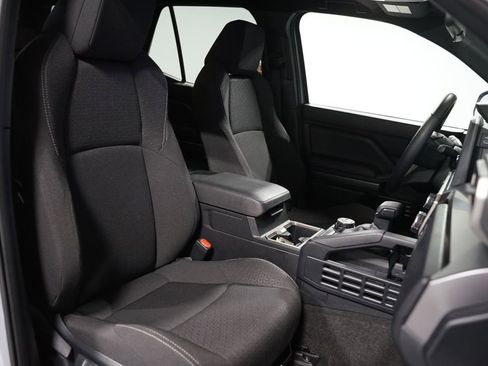 Certified 2025 Toyota 4Runner SR5 image 29