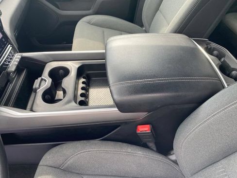 Used 2023 RAM 1500 Big Horn AWD/4WD image 18