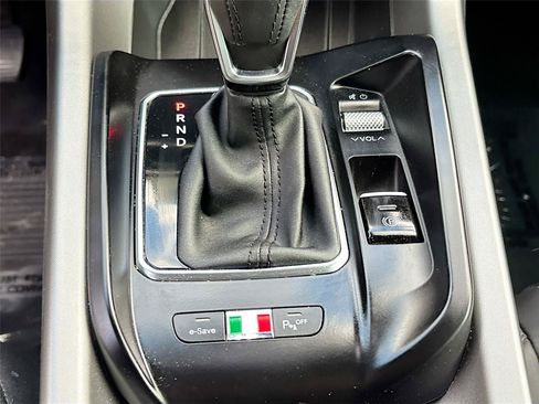 Used 2024 Alfa Romeo Tonale Ti AWD/4WD image 17