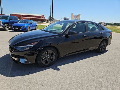 Used 2023 Hyundai Elantra SEL