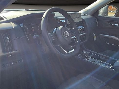 New 2025 Nissan Pathfinder Platinum w/ Cargo Package image 7