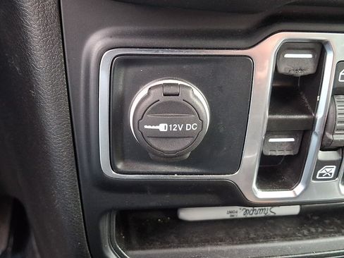 Used 2024 Jeep Wrangler Unlimited Sport AWD/4WD image 24
