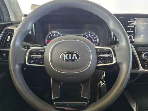 Used 2021 Kia Sorento LX FWD image 39
