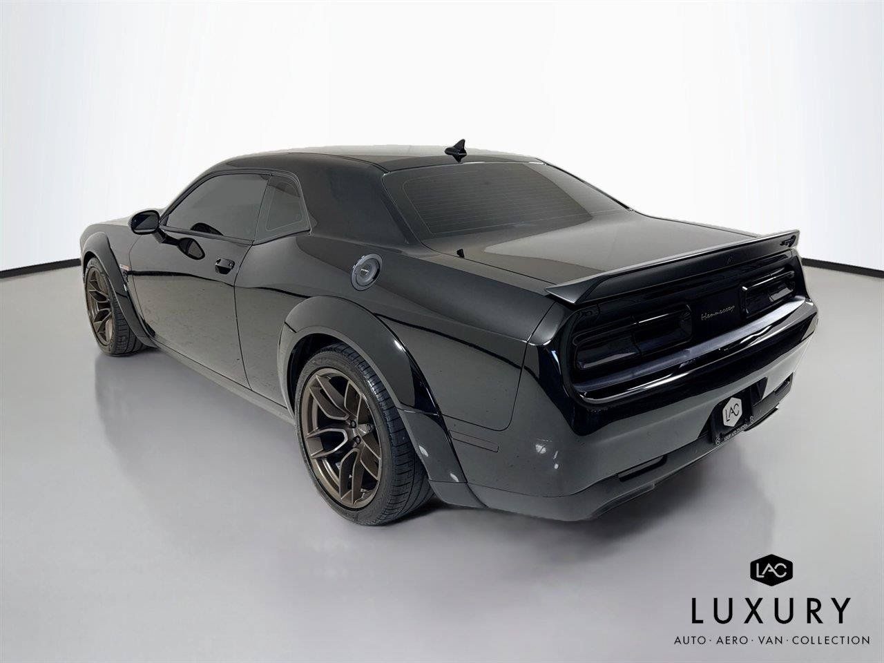 Used 2022 Dodge Challenger SRT Hellcat RWD image 8