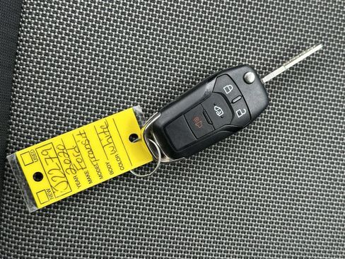 Used 2020 Ford Transit Connect XL image 32