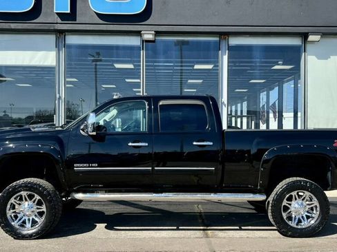 Used 2014 Chevrolet Silverado 2500 LT w/ Z71 Appearance Package AWD/4WD image 38