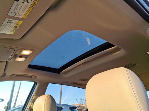 Used 2012 Hyundai Veracruz Limited image 15