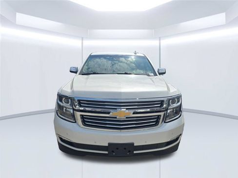 Used 2017 Chevrolet Tahoe Premier RWD image 2