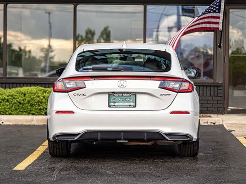 Used 2025 Honda Civic Sport image 12