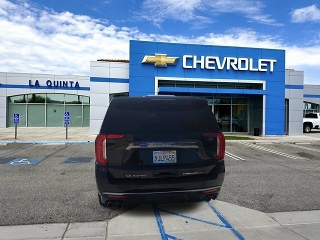 Used 2023 GMC Yukon Denali Ultimate AWD/4WD image 7