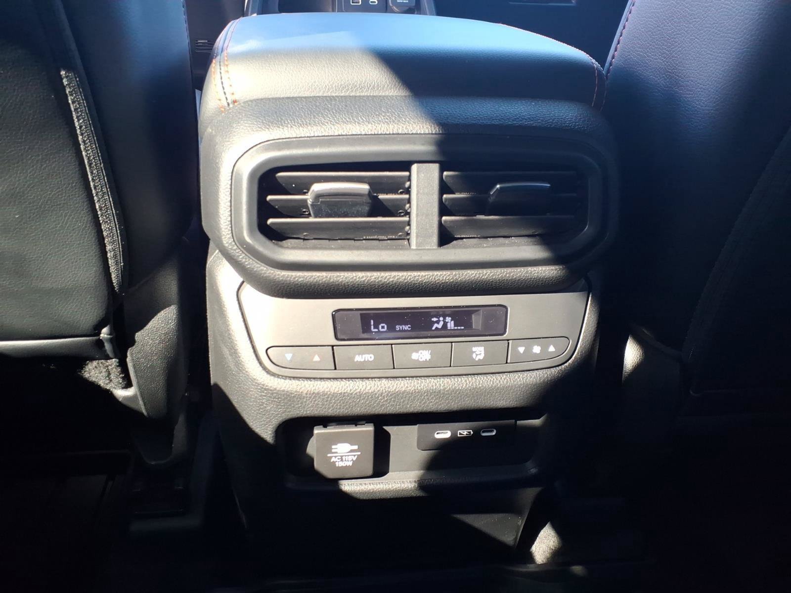 Certified 2025 Honda Pilot TrailSport image 29