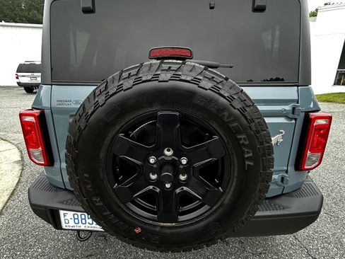 Used 2022 Ford Bronco Black Diamond AWD/4WD image 4