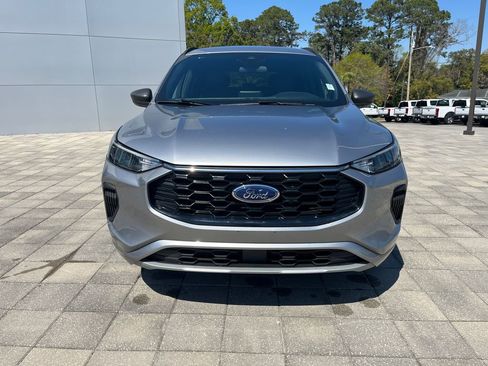 Used 2023 Ford Escape ST-Line image 9