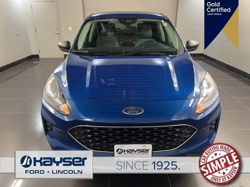 Certified 2022 Ford Escape SE w/ Cold Weather Package image 2