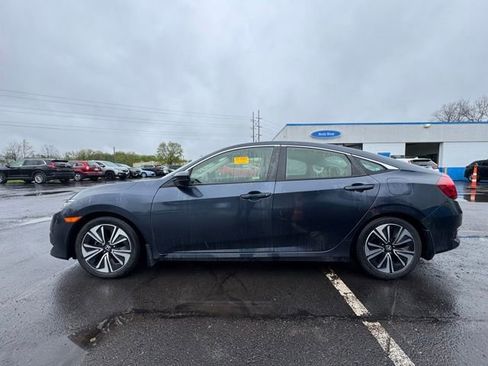 Used 2018 Honda Civic EX-T image 5
