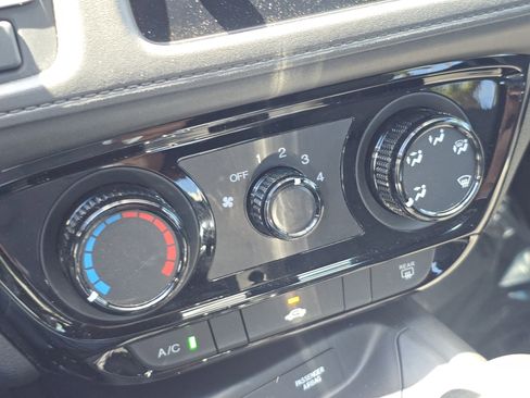 Certified 2022 Honda HR-V Sport image 25