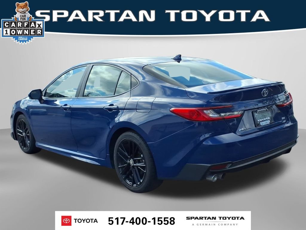 Used 2025 Toyota Camry SE FWD image 10