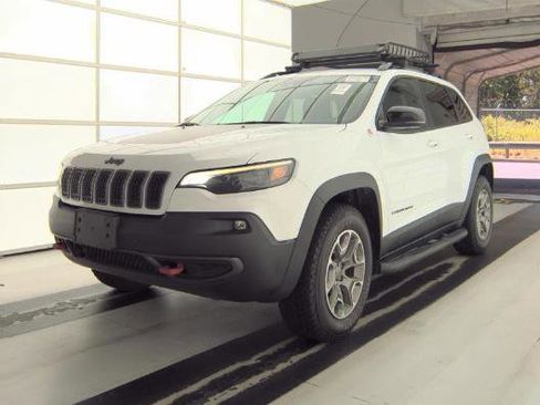 Used 2022 Jeep Cherokee Trailhawk AWD/4WD image 2