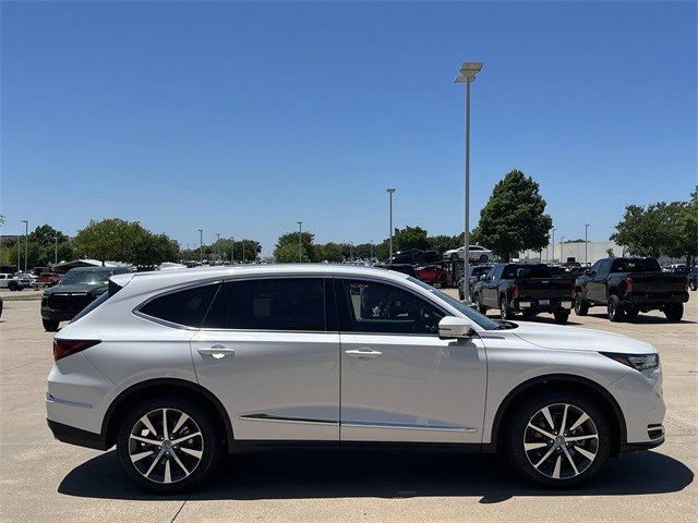 Used 2026 Acura MDX w/ Technology Package FWD image 3