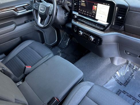 Used 2022 GMC Sierra 1500 Elevation image 12
