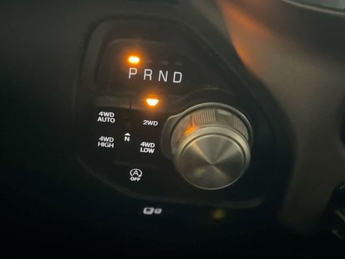 Used 2020 RAM 1500 Laramie image 20