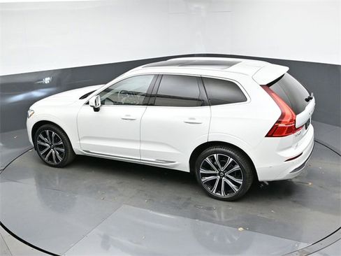 Used 2023 Volvo XC60 B5 Ultimate w/ Climate Package image 48
