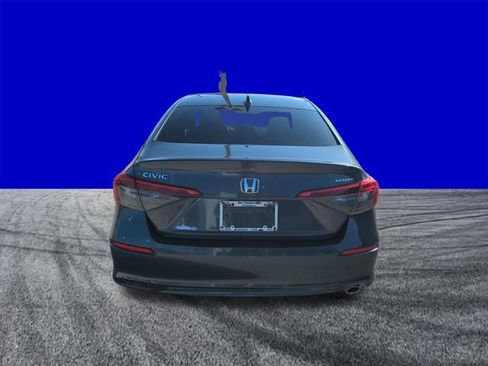 Used 2022 Honda Civic Sport image 5
