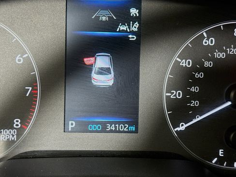 Used 2024 Toyota Corolla LE image 16