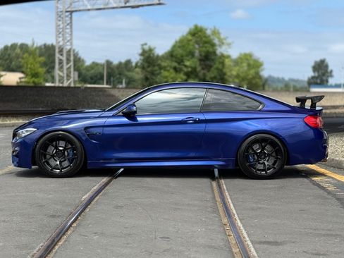 Used 2019 BMW M4 CS w/ Executive Package RWD image 7