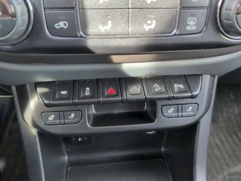 Used 2019 Chevrolet Colorado Z71 image 10