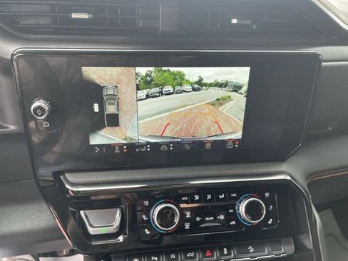 Used 2025 GMC Sierra 1500 AT4 w/ AT4 Preferred Package AWD/4WD image 21